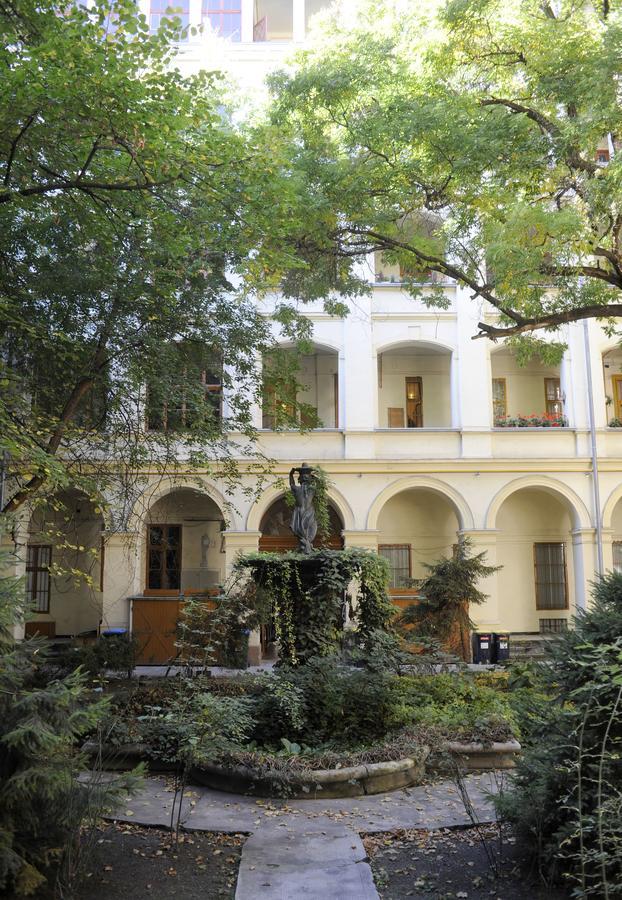 Opera Superior Liszt Ferenc Ter Apartment Будапеща Екстериор снимка