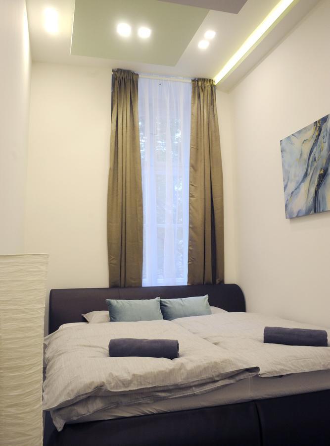 Opera Superior Liszt Ferenc Ter Apartment Будапеща Екстериор снимка